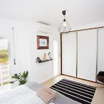 Amazing Modern House On The Sea! Holiday home *