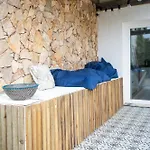 Amazing Modern House On The Sea! Hébergement de vacances *
