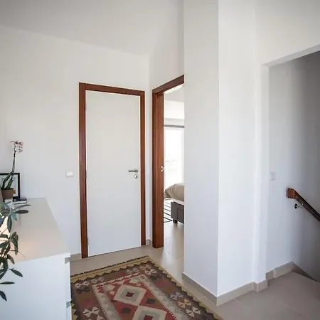 Amazing Modern House On The Sea! * Ferrel (Leiria)