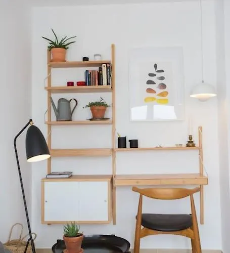 Semesterbostad Amazing Modern House On The Sea! *